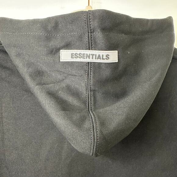 Md NWT Fear of God Essentials Hoodie Black Fleece Pullover Streetwear FOG Luxury - Picture 9 of 9